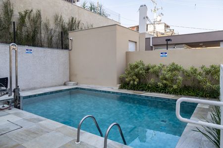 Apartamento para alugar com 38m², 2 quartos e sem vaga Apartamento para alugar com 38m², 2 quartos e sem vagaÁrea comum - Piscina