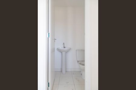 Apartamento para alugar com 38m², 2 quartos e sem vaga Apartamento para alugar com 38m², 2 quartos e sem vagaBanheiro