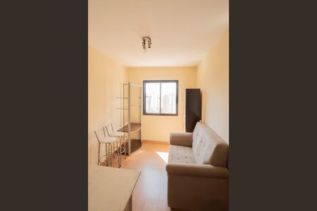 Studio para alugar com 28m², 1 quarto e 1 vaga Studio para alugar com 28m², 1 quarto e 1 vagaSala