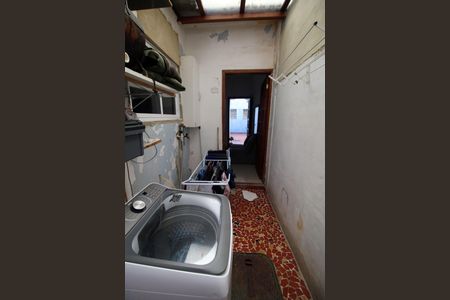 Casa à venda com 68m², 1 quarto e 1 vagaÁrea de Serviço