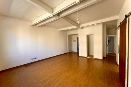 Apartamento à venda com 97m², 2 quartos e sem vaga