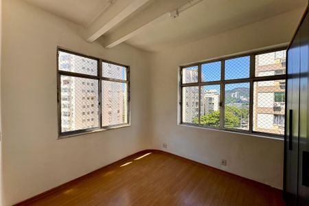 Apartamento à venda com 97m², 2 quartos e sem vaga