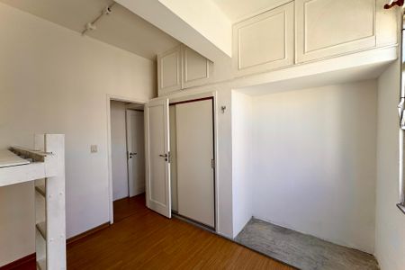 Apartamento à venda com 97m², 2 quartos e sem vaga