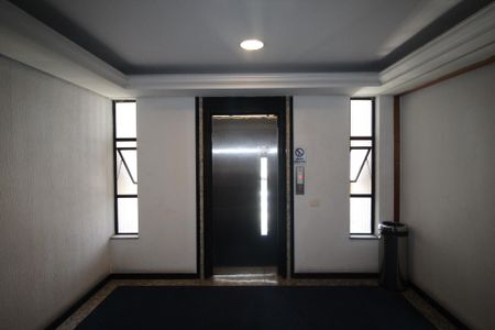 Apartamento para alugar com 60m², 1 quarto e 1 vagaCorredor