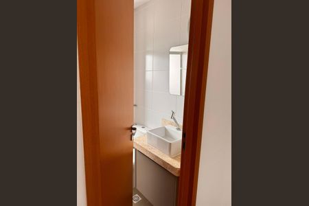 Banheiro de apartamento para alugar com 1 quarto, 55m² em Vila Branca, Jacareí