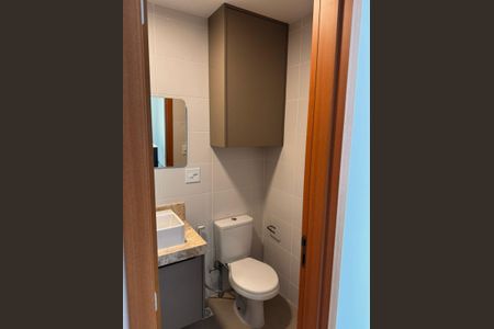 Banheiro de apartamento para alugar com 1 quarto, 55m² em Vila Branca, Jacareí