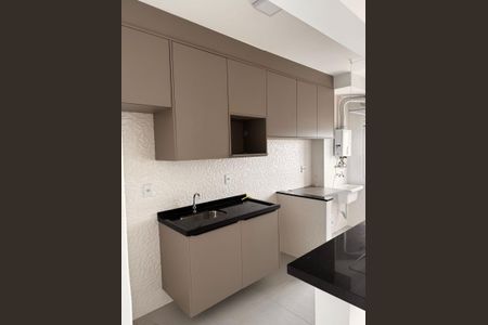 Cozinha de apartamento para alugar com 1 quarto, 55m² em Vila Branca, Jacareí