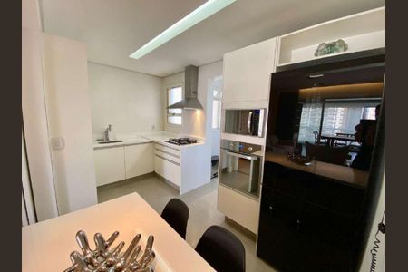 Apartamento para alugar com 103m², 3 quartos e 2 vagas