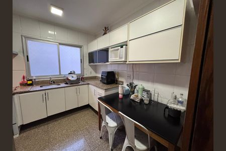 Apartamento para alugar com 141m², 4 quartos e 3 vagasCozinha