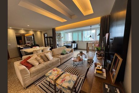 Sala de apartamento para alugar com 4 quartos, 141m² em Buritis, Belo Horizonte