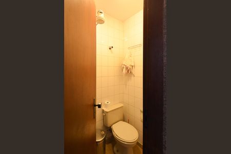 Apartamento à venda com 110m², 4 quartos e 2 vagas Apartamento à venda com 110m², 4 quartos e 2 vagasBanheiro de serviço