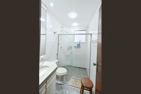 Apartamento à venda com 110m², 4 quartos e 2 vagas Apartamento à venda com 110m², 4 quartos e 2 vagasBanheiro Social