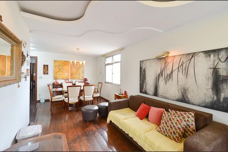 Apartamento à venda com 110m², 4 quartos e 2 vagas Apartamento à venda com 110m², 4 quartos e 2 vagasSala Ambientes