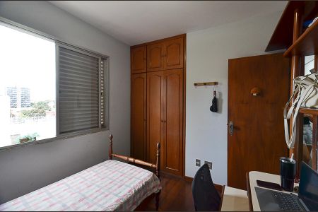 Apartamento à venda com 110m², 4 quartos e 2 vagas Apartamento à venda com 110m², 4 quartos e 2 vagasQuarto 1