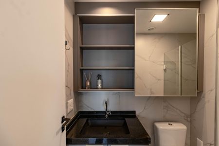 Studio para alugar com 31m², 1 quarto e sem vaga Studio para alugar com 31m², 1 quarto e sem vagaBanheiro