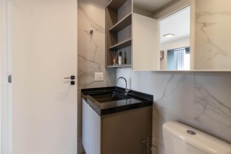 Studio para alugar com 31m², 1 quarto e sem vaga Studio para alugar com 31m², 1 quarto e sem vagaBanheiro