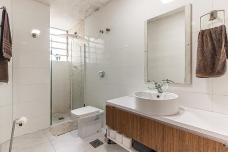 Apartamento à venda com 102m², 2 quartos e sem vaga Apartamento à venda com 102m², 2 quartos e sem vagaBanheiro