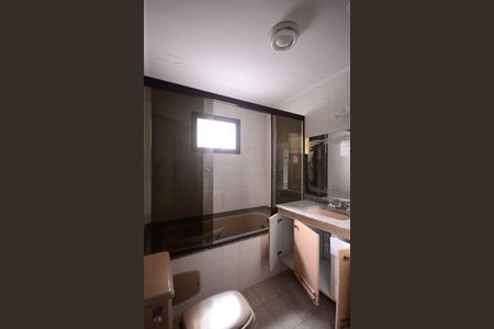 Apartamento para alugar com 163m², 3 quartos e 2 vagas Apartamento para alugar com 163m², 3 quartos e 2 vagasBanheiro Social