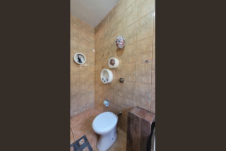 Casa de condomínio para alugar com 122m², 3 quartos e 3 vagas Casa de condomínio para alugar com 122m², 3 quartos e 3 vagasBanheiro da Suíte