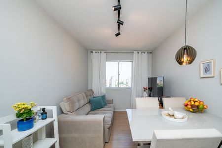 Apartamento à venda com 50m², 2 quartos e 1 vaga Apartamento à venda com 50m², 2 quartos e 1 vagaSala