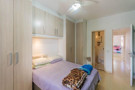 Apartamento à venda com 85m², 2 quartos e 2 vagasSuíte