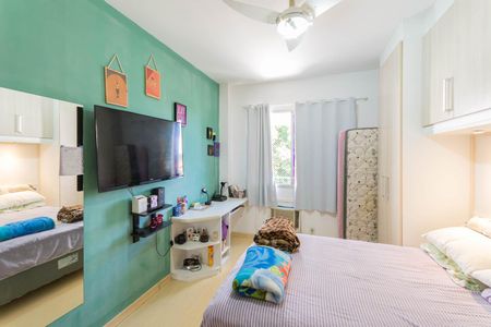 Apartamento à venda com 85m², 2 quartos e 2 vagasSuíte