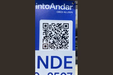 Apartamento à venda com 85m², 2 quartos e 2 vagasPlaquinha