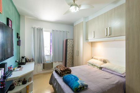 Apartamento à venda com 85m², 2 quartos e 2 vagasSuíte