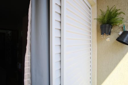 Casa de condomínio à venda com 119m², 2 quartos e 2 vagasVaranda da Suíte 1