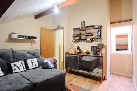 Casa de condomínio à venda com 119m², 2 quartos e 2 vagasSala 1 do sotão