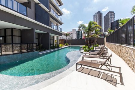 Apartamento à venda com 112m², 2 quartos e 3 vagas Apartamento à venda com 112m², 2 quartos e 3 vagasPiscina