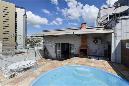 Apartamento à venda com 280m², 5 quartos e 3 vagas Apartamento à venda com 280m², 5 quartos e 3 vagasÁrea da Cobertura