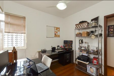 Apartamento à venda com 280m², 5 quartos e 3 vagas Apartamento à venda com 280m², 5 quartos e 3 vagasQuarto 2