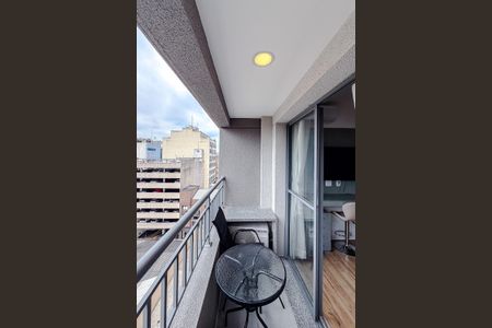 Studio para alugar com 30m², 1 quarto e sem vaga Studio para alugar com 30m², 1 quarto e sem vagaVaranda da Sala