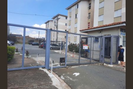 Apartamento para alugar com 52m², 2 quartos e 1 vaga Apartamento para alugar com 52m², 2 quartos e 1 vagaFachada