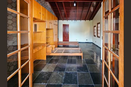 Casa à venda com 350m², 4 quartos e 6 vagasQuarto