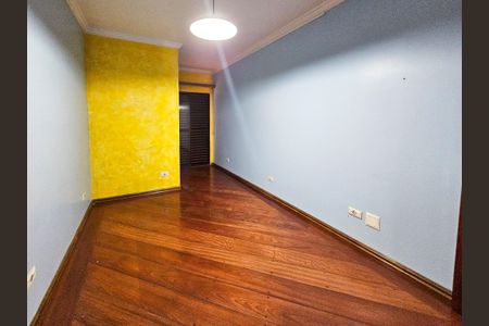 Casa à venda com 350m², 4 quartos e 6 vagasSuíte 2