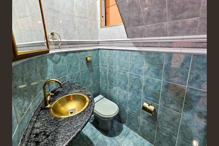Casa à venda com 350m², 4 quartos e 6 vagasLavabo