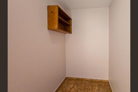 Casa à venda com 350m², 4 quartos e 6 vagasArea de Churrasco - Quartinho