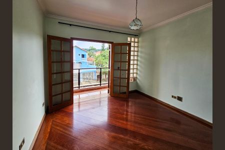 Casa à venda com 350m², 4 quartos e 6 vagasSuíte 1