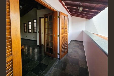 Casa à venda com 350m², 4 quartos e 6 vagasVaranda do Quarto