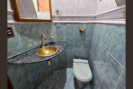 Casa à venda com 350m², 4 quartos e 6 vagasLavabo