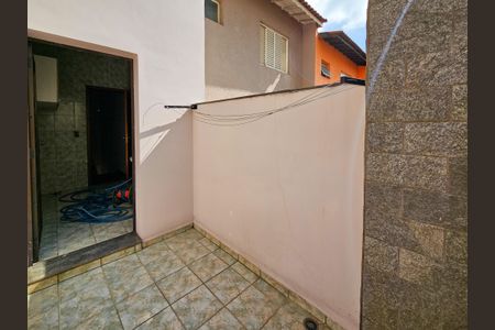 Casa à venda com 350m², 4 quartos e 6 vagasÁrea de Serviço
