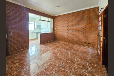 Casa à venda com 350m², 4 quartos e 6 vagasCozinha