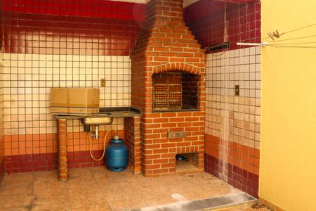 Casa à venda com 350m², 4 quartos e 6 vagasÁrea comum - Churrasqueira