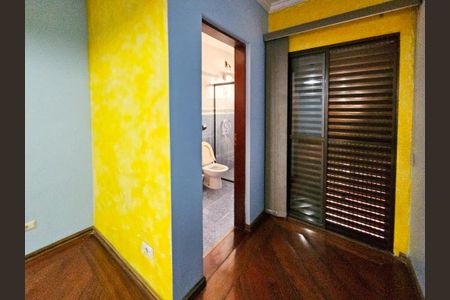 Casa à venda com 350m², 4 quartos e 6 vagasSuíte 2