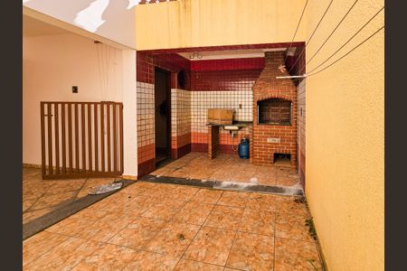 Casa à venda com 350m², 4 quartos e 6 vagasÁrea comum - Churrasqueira