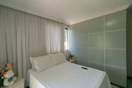 Apartamento à venda com 249m², 4 quartos e 2 vagas