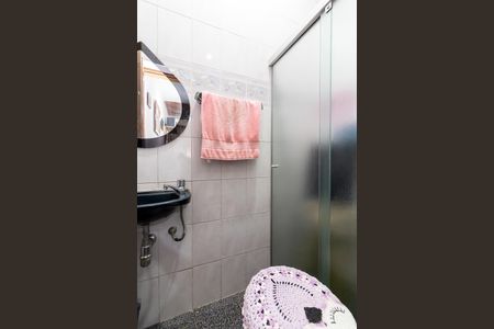 Casa à venda com 95m², 3 quartos e sem vagaBanheiro 2