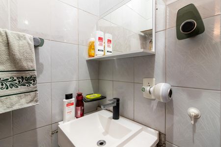 Casa à venda com 95m², 3 quartos e sem vagaBanheiro 1